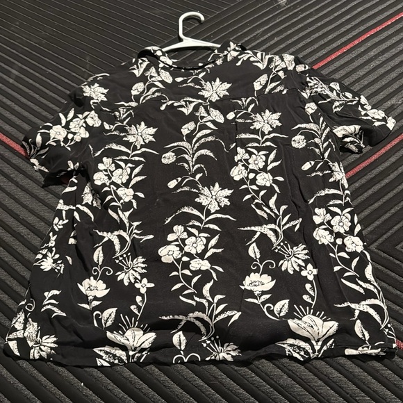 Floral Black and White Men's Shirt - Picture 2 of 3